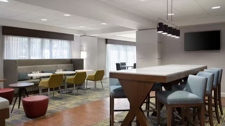 lobby2
